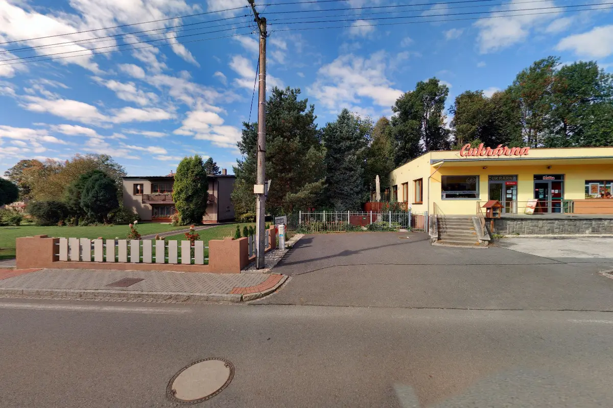 Kvítkomat Luci kvítí